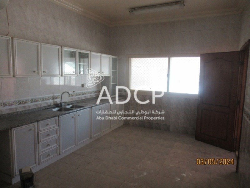 Kitchen ADCP 7269 in Al Manhal